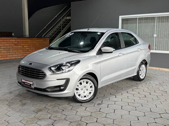 FORD KA 1.5 TI-VCT FLEX SE PLUS SEDAN AUTOMÁTICO FORD KA 1.5 TI-VCT FLEX SE PLUS SEDAN AUTOMÁTICO